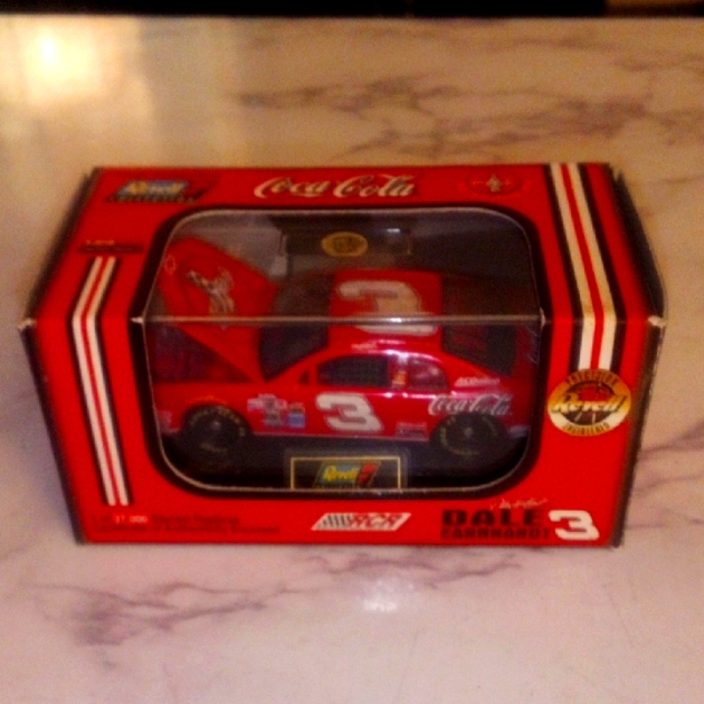 1998 COKE  Dale Earnhardt #3 Diecast Car - Mint!